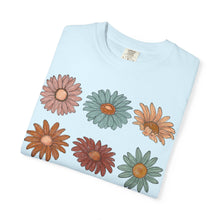 Vintage Daisy Grid Tee - Retro Floral Graphic T-Shirt