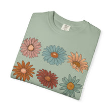 Vintage Daisy Grid Tee - Retro Floral Graphic T-Shirt