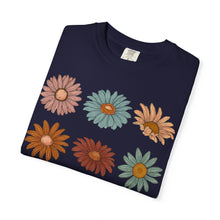 Vintage Daisy Grid Tee - Retro Floral Graphic T-Shirt