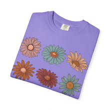 Vintage Daisy Grid Tee - Retro Floral Graphic T-Shirt