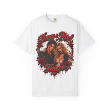 Personalized Gothic Couple Shirt with Custom Photo & Names – Dark Romance Couple’s Gift