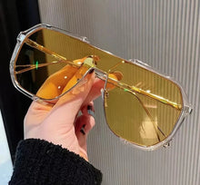 Oversized Clear Fashion Sunglasses UV400 - CLARITY